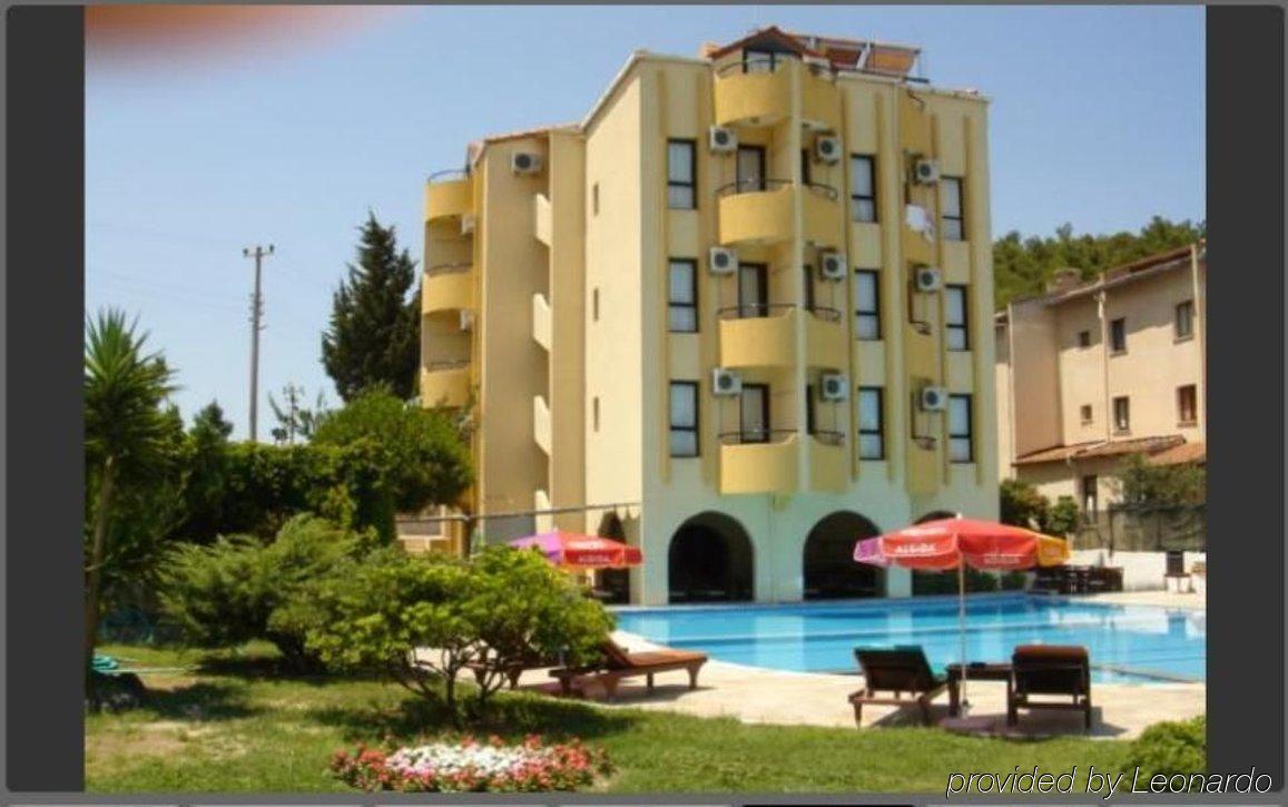 Otel Yeni Çeşme Exterior photo